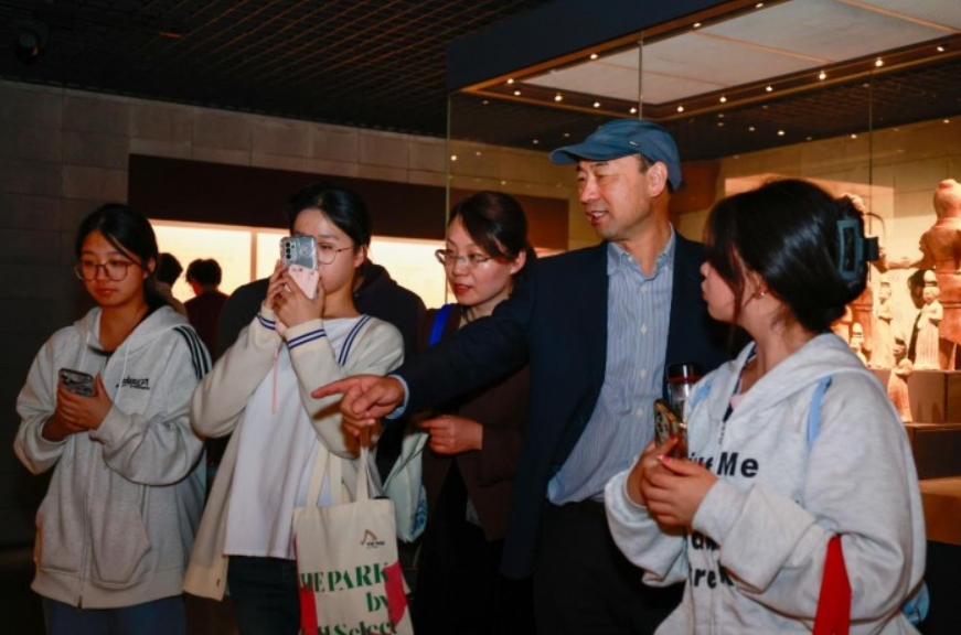 行走的思政课丨浙江工商职业技术学院马克思主义学院赴中国港口博物馆开展思政课实践教学