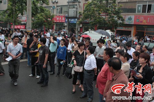 专家评陕西高考作文:和不刁钻 学生不易跑题