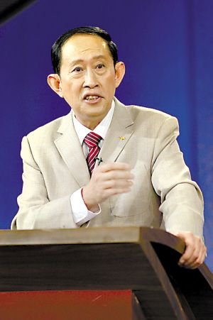 王立群评广州作文:“邻”较虚幻 想象空间大